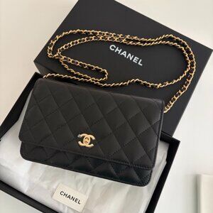 NEW Chanel WOC - 25B - Black Caviar Gold Hardware - Turnlock Closure